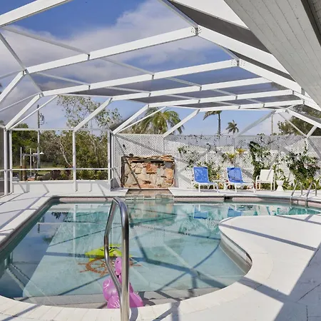 Waterfront Home Near Beaches Multi Month Welcomed - Inquire